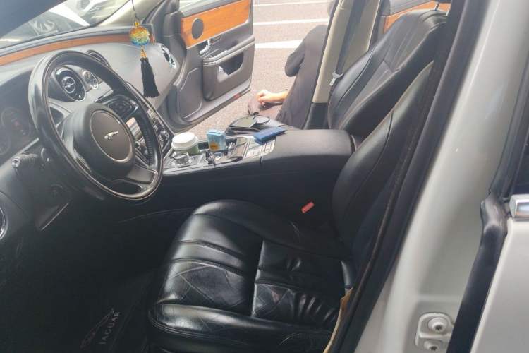 Used Jaguar XJ 2013 XJL 2.0T Elegance Business Edition Left Front Seat