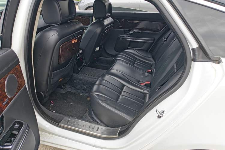 Used Jaguar XJ 2013 XJL 3.0 SC Panoramic Business Edition Left Rear Seat