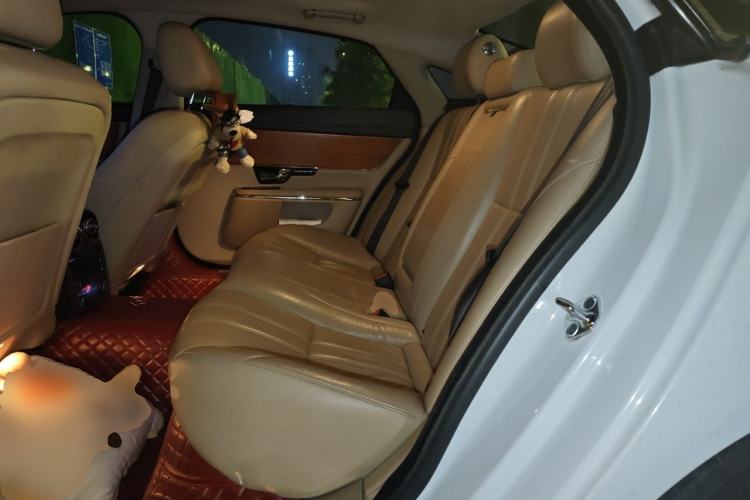Used Jaguar XJ 2013 XJL 2.0T Elegance Business Edition Left Rear Seat