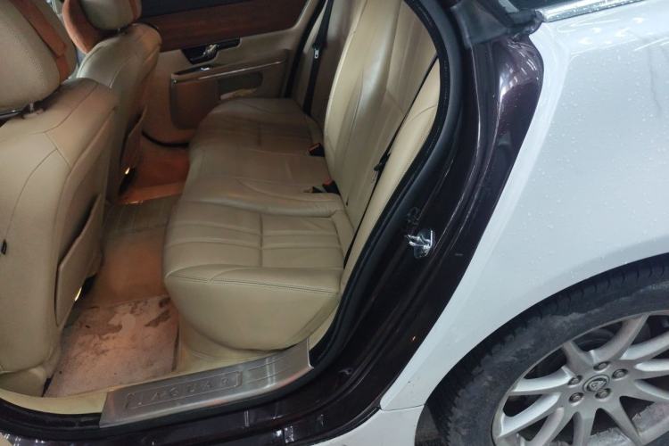 Used Jaguar XJ 2013 XJL 2.0T Elegance Business Edition Left Rear Seat