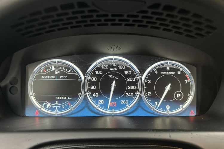 Used Jaguar XJ 2013 XJL 3.0 SC Cambridge Limited Edition Odometer Close Up