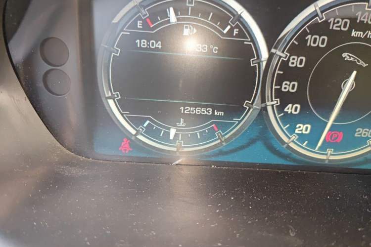Used Jaguar XJ 2013 XJL 2.0T Elegance Business Edition Odometer Close Up