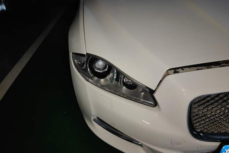 Used Jaguar XJ 2013 XJL 3.0 SC Panoramic Business Edition Right Front Headlight