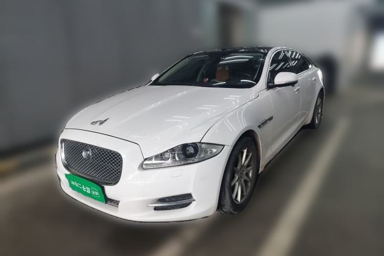 Used Jaguar XJ 2013 XJL 2.0T Elegance Business Edition Guazi used car, China used car export, Used car for sale, Used cars, Cheapest cars for sale