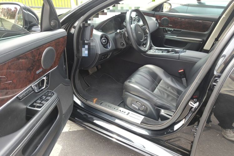 Used Jaguar XJ 2014 XJL 3.0 SC Four-Wheel Drive Panoramic Business Edition Driver Seat