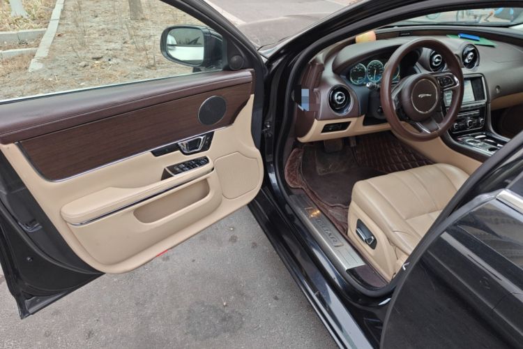 Used Jaguar XJ 2014 XJL 2.0T Two-Wheel-Drive Elegant Business Edition Driver Seat