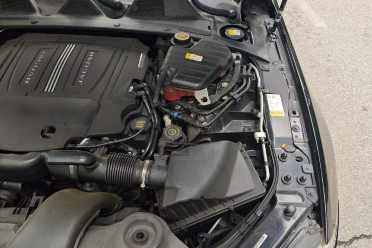 Used Jaguar XJ 2014 XJL 3.0 SC Two-Wheel-Drive Panoramic Business Edition Engine Bay Left
