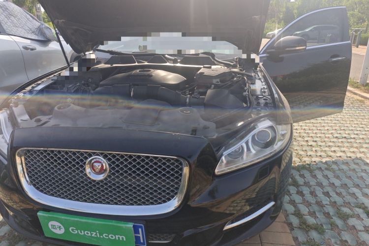 Used Jaguar XJ 2014 XJL 2.0T Two-Wheel-Drive Elegant Business Edition Engine Bay Left