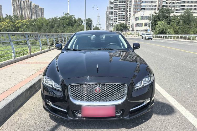 Used Jaguar XJ 2014 XJL 2.0T Two-Wheel-Drive Elegant Business Edition Exterior 1