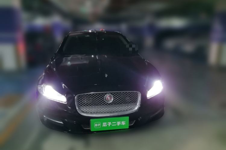 Used Jaguar XJ 2014 XJL 2.0T Two-Wheel-Drive Elegant Business Edition Front