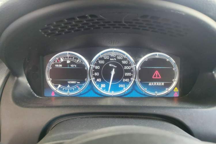 Used Jaguar XJ 2014 XJL 2.0T Two-Wheel-Drive Elegant Business Edition Instrument Cluster
