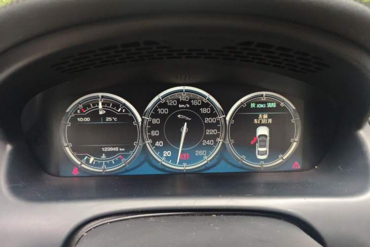 Used Jaguar XJ 2014 XJL 3.0 SC Two-Wheel-Drive Panoramic Business Edition Instrument Cluster