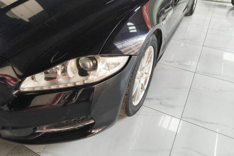 Used Jaguar XJ 2014 XJL 2.0T Two-Wheel-Drive Elegant Business Edition Left Front Headlight