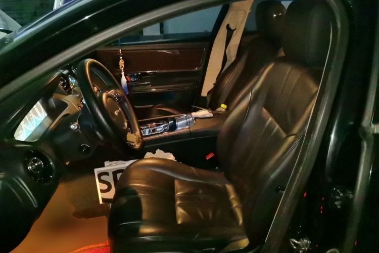 Used Jaguar XJ 2014 XJL 2.0T Two-Wheel-Drive Elegant Business Edition Left Front Seat