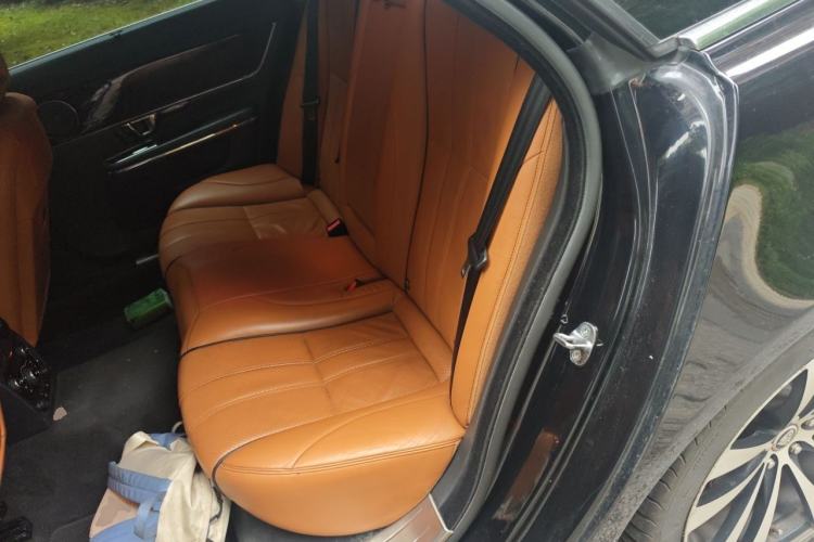 Used Jaguar XJ 2014 XJL 3.0 SC Two-Wheel-Drive Panoramic Business Edition Left Rear Seat