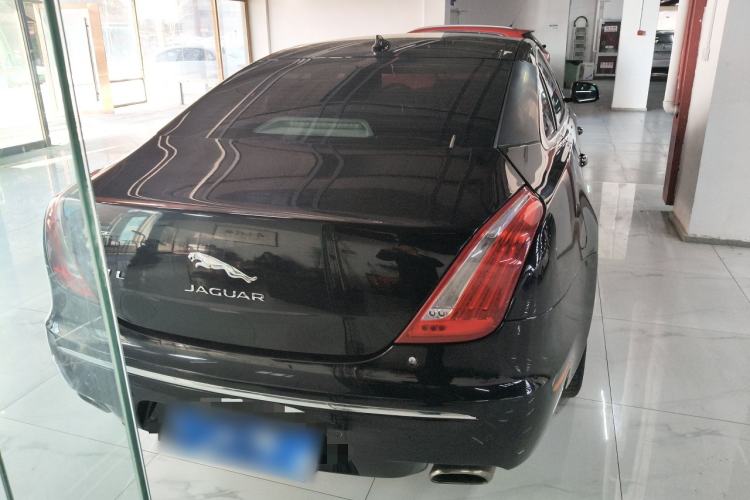 Used Jaguar XJ 2014 XJL 2.0T Two-Wheel-Drive Elegant Business Edition Rear