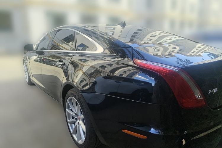 Used Jaguar XJ 2014 XJL 3.0 SC Two-Wheel-Drive Flagship Business Edition Rear Left 45 Deg