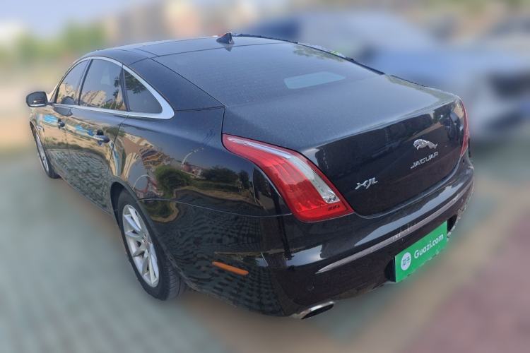 Used Jaguar XJ 2014 XJL 2.0T Two-Wheel-Drive Elegant Business Edition Rear Left 45 Deg