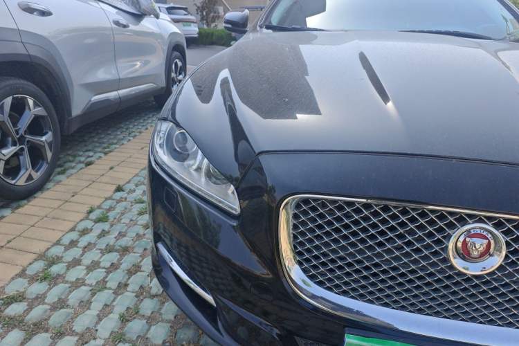 Used Jaguar XJ 2014 XJL 2.0T Two-Wheel-Drive Elegant Business Edition Right Front Headlight