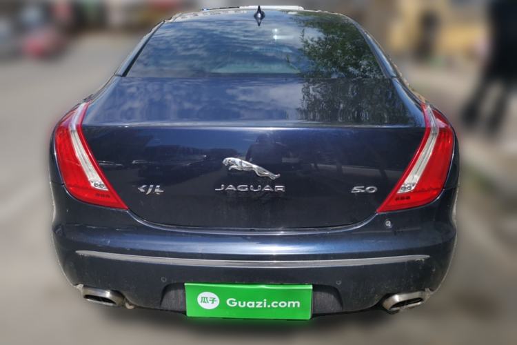 Used Jaguar XJ 2014 XJL 3.0 SC Two-Wheel-Drive Panoramic Business Edition Exterior 4