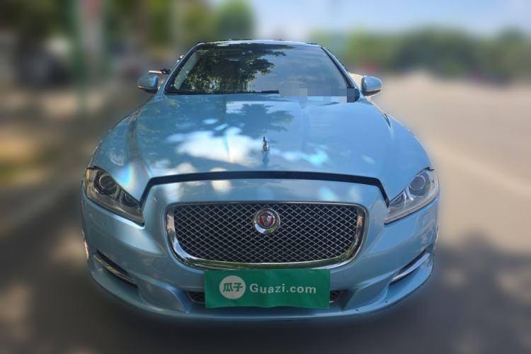 Used Jaguar XJ 2014 XJL 2.0T Two-Wheel Drive Panoramic Business Edition Front