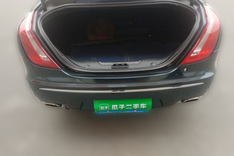 Used Jaguar XJ 2014 XJL 2.0T Two-Wheel Drive Panoramic Business Edition Trunk