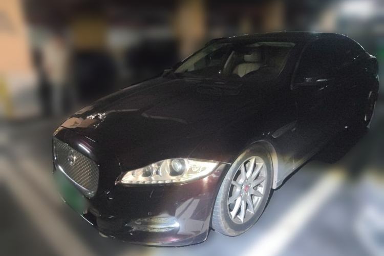 Used Jaguar XJ 2014 XJL 2.0T Two-Wheel Drive Panoramic Business Edition Guazi used car, China used car export, Used car for sale, Used  cars, Cheapest cars for sale