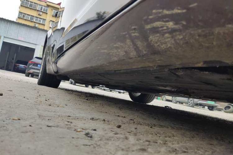 Used Jaguar XJ  Chassis Front Right