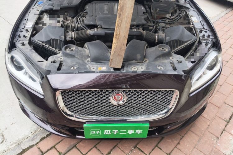 Used Jaguar XJ 2014 XJL 3.0 SC Four-Wheel Drive Panoramic Business Edition Engine Bay