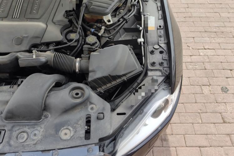 Used Jaguar XJ 2014 XJL 3.0 SC Four-Wheel Drive Panoramic Business Edition Engine Bay Left