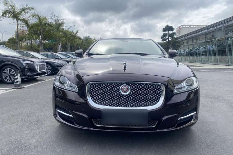 Used Jaguar XJ 2014 XJL 2.0T Two-Wheel-Drive Elegant Business Edition Exterior 1
