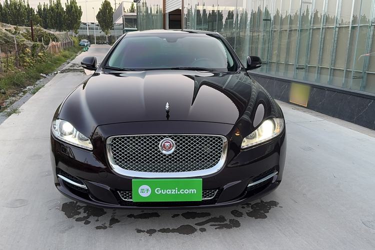 Used Jaguar XJ 2014 XJL 2.0T Two-Wheel Drive Panoramic Business Edition Exterior 1