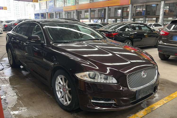 Used Jaguar XJ 2014 XJL 2.0T Two-Wheel-Drive Elegant Business Edition Exterior 3
