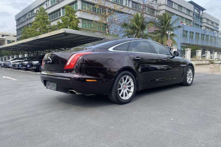 Used Jaguar XJ 2014 XJL 2.0T Two-Wheel-Drive Elegant Business Edition Exterior 6
