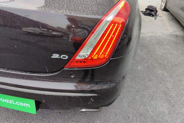 Used Jaguar XJ 2014 XJL 2.0T Two-Wheel-Drive Elegant Business Edition Exterior 6
