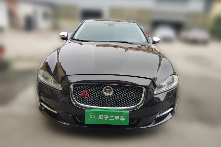 Used Jaguar XJ  Front
