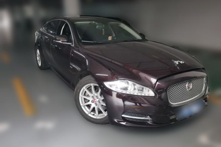 Used Jaguar XJ 2014 XJL 3.0 SC Two-Wheel-Drive Luxury Business Edition Front Right 45 Deg