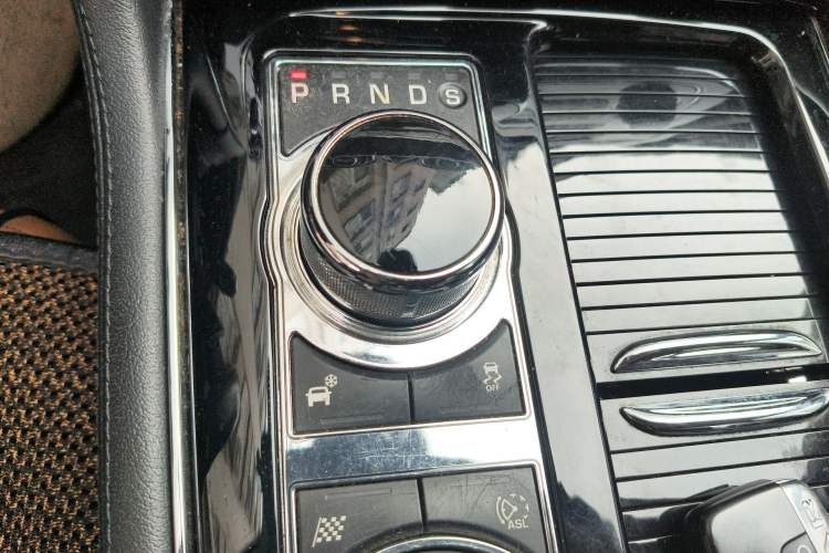 Used Jaguar XJ 2014 XJL 3.0 SC Four-Wheel Drive Panoramic Business Edition Gear Lever