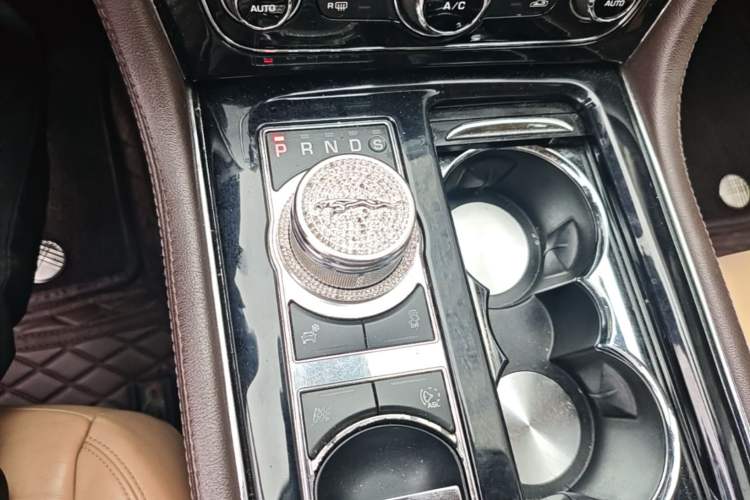 Used Jaguar XJ 2014 XJL 2.0T Two-Wheel Drive Panoramic Business Edition Gear Lever
