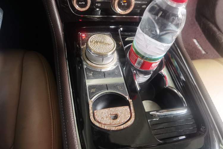 Used Jaguar XJ 2014 XJL 2.0T Two-Wheel-Drive Elegant Business Edition Gear Lever