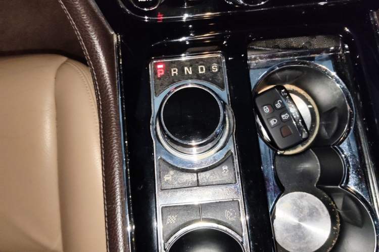 Used Jaguar XJ 2014 XJL 2.0T Two-Wheel-Drive Elegant Business Edition Gear Lever