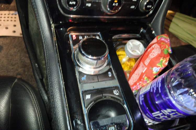 Used Jaguar XJ 2014 XJL 2.0T Two-Wheel-Drive Elegant Business Edition Gear Lever