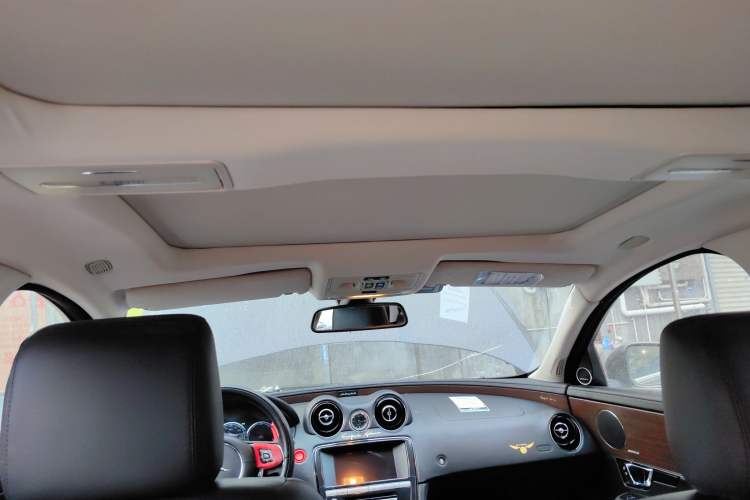 Used Jaguar XJ 2014 XJL 2.0T Two-Wheel-Drive Elegant Business Edition Headliner