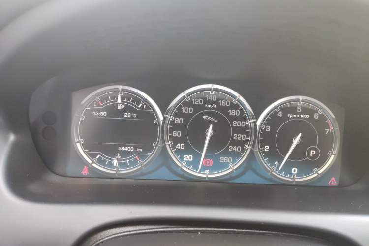 Used Jaguar XJ 2014 XJL 3.0 SC Two-Wheel-Drive Panoramic Business Edition Instrument Cluster