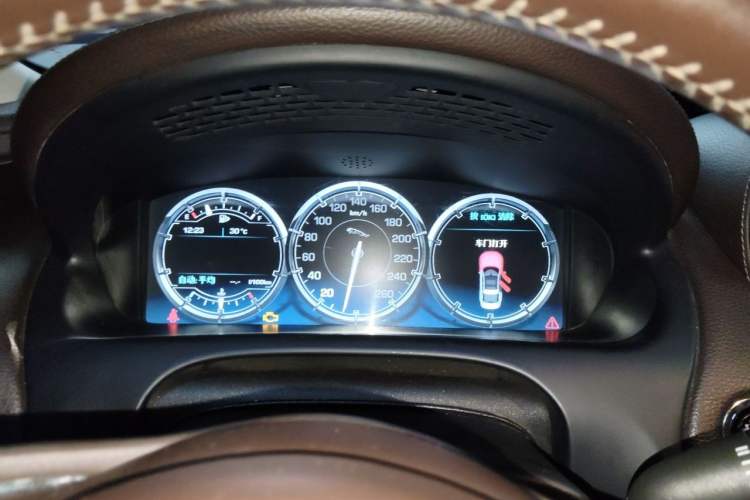 Used Jaguar XJ 2014 XJL 2.0T Two-Wheel-Drive Elegant Business Edition Instrument Cluster