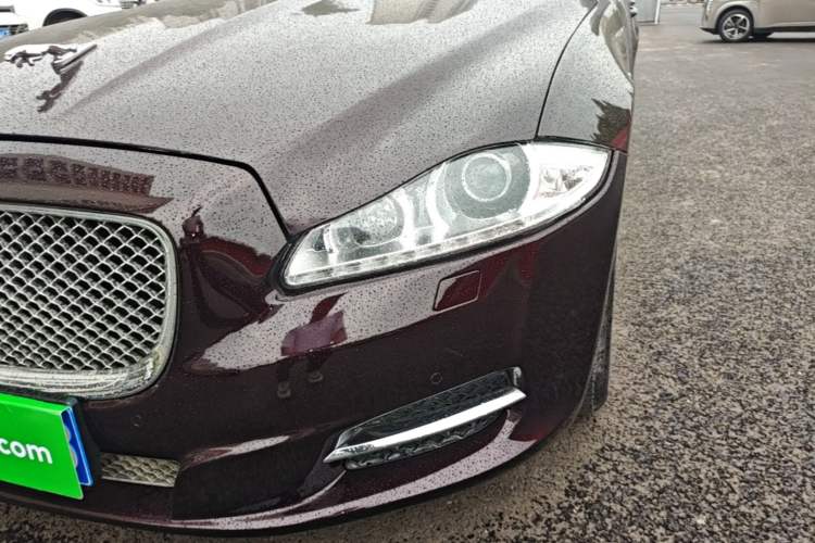 Used Jaguar XJ 2014 XJL 2.0T Two-Wheel Drive Panoramic Business Edition Left Front Headlight