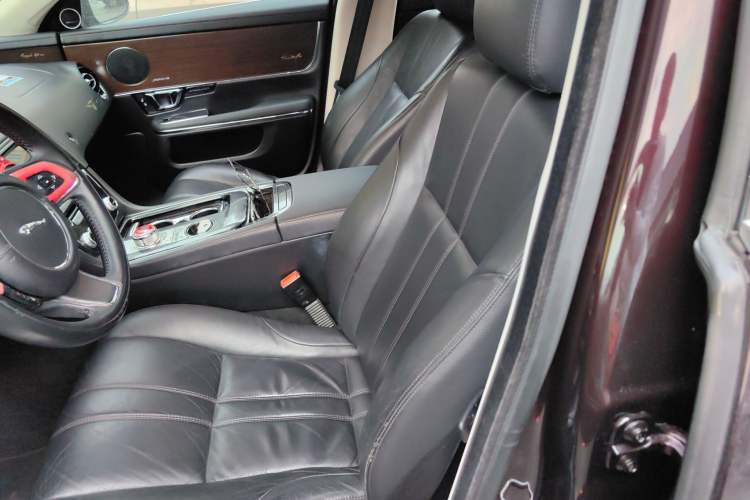Used Jaguar XJ 2014 XJL 2.0T Two-Wheel-Drive Elegant Business Edition Left Front Seat