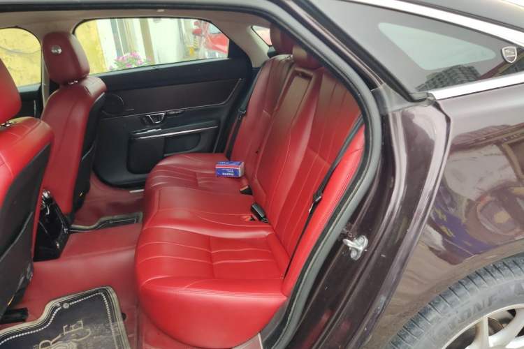 Used Jaguar XJ  Left Rear Seat