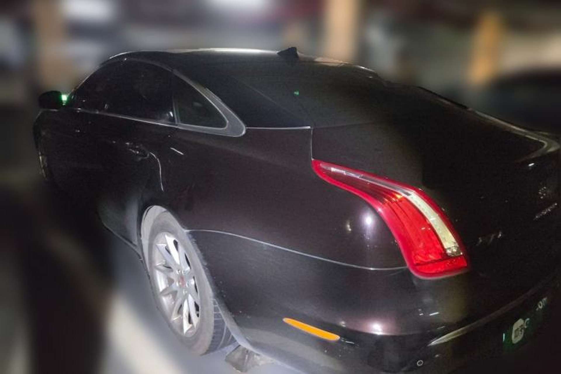 Used Jaguar XJ 2014 XJL 2.0T Two-Wheel Drive Panoramic Business Edition Rear Left 45 Deg