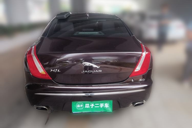 Used Jaguar XJ 2014 XJL 2.0T Two-Wheel-Drive Elegant Business Edition Rear